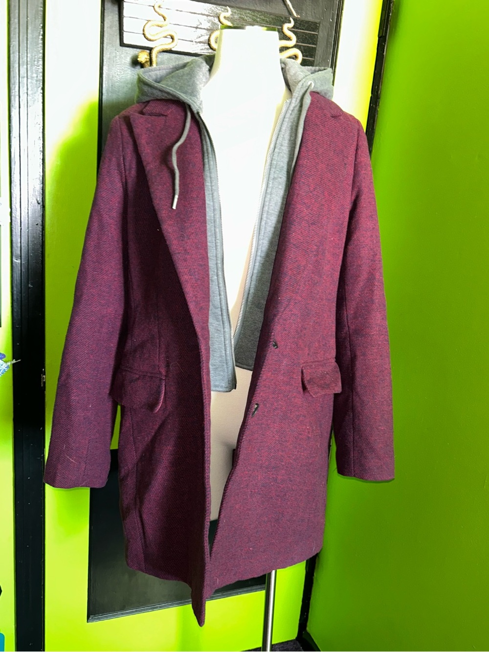 Women's Plum Acrylic Blend Single-Breasted Coat - Picture 2 of 12